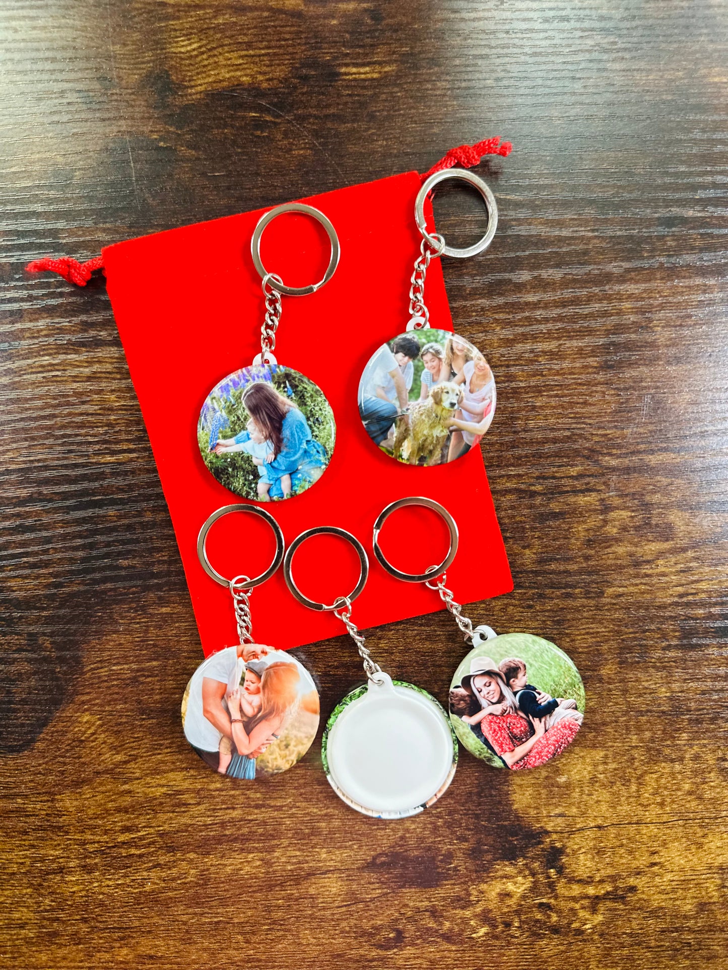 Round Custom High Quality Photo Keychain